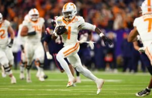 Catatan Pasca Pertandingan: Tennessee 28, Illinois 30 (Music City Bowl)