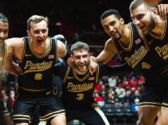 Para pendukung senior Purdue mengincar puncak gunung