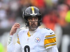 Steelers QB Aaron Rodgers yakin dia akan memiliki opsi jika memilih untuk bermain lagi pada tahun 2026