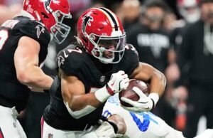Bijan Robinson memiliki TD rush terpanjang dalam sejarah Falcons, memiliki yard latihan tim terbanyak dalam satu musim