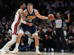 Bintang Nuggets Nikola Jokic mengalami hiperekstensi lutut kirinya dan akan dievaluasi dalam 4 minggu