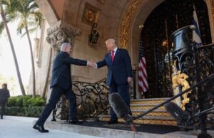 Donald Trump memperingatkan bahwa Hamas akan ‘membayar harga yang mahal’ jika tidak segera melakukan pelucutan senjata