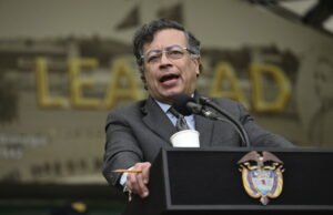 Gustavo Petro, Presiden Kolombia yang berani menaikkan upah buruh