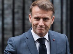 Emmanuel Macron berjanji bahwa “Negara akan memenangkan pertempuran baru ini”
