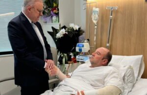 pria yang melucuti senjata penembak mengatakan dia ingin menyelamatkan “orang yang tidak bersalah”