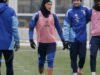 Sepak bola. Sambil menunggu Nice, Racing Club de Strasbourg telah melanjutkan latihan bersama Sow dan Johnsson