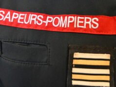 hasil penjualan kalender petugas pemadam kebakaran Hyères dicuri