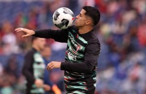 Bek veteran menyadari minat Barcelona saat klub menghadapi keputusan penting – Romano