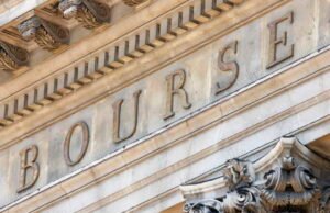 CAC 40: pasar saham sedang heboh, “semua mata terfokus” pada Donald Trump di Davos