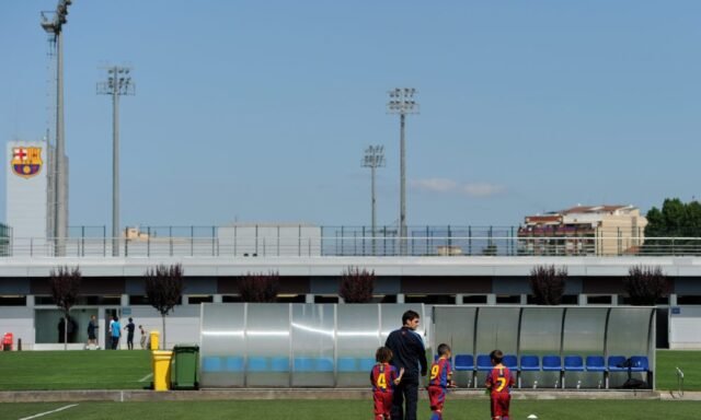 la-masia-the-heart-of-fc-barcelonas-youth-system-1000x600.jpg