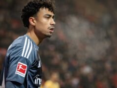 Barcelona mengincar bek sayap Bundesliga senilai €65 juta yang dilacak oleh Man City, Liverpool