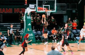 Khamil Pierre Menandai Salah Satu dari 10 Daftar Pantauan Tengah Musim Katrina McClain Power Forward of the Year