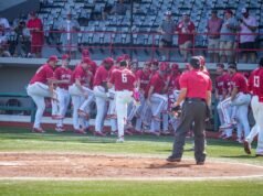 Pelanggaran Wolfpack Terus Bergulir dengan Kemenangan 10-4 Atas Negara Bagian Indiana