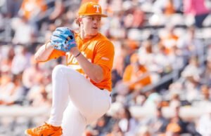 #3/13 Vols Jatuhkan Game Pertama Tahun Ini dengan Kalah 2-1 dari Kent State