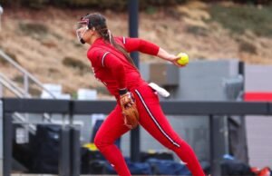 Gore Mendominasi Duel Pitcher untuk Mendorong Paket Melewati Illinois