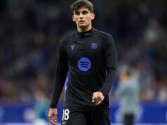 Bek Barcelona menerima hadiah ulang tahun kejutan dari legenda Italia