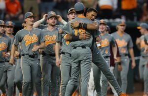 #13/20 Vols Bangkit Kembali dengan 5-3 Atas Arizona State