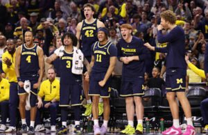 Bola basket Michigan bertujuan untuk mempertahankan awal terbaik dalam sejarah program di ‘white out’ Hari Valentine vs. UCLA