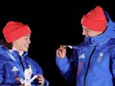 Olimpiade Musim Dingin LANGSUNG: Tim GB menghadapi drama curlingnya sendiri saat BBC meminta maaf | Lainnya | Olahraga