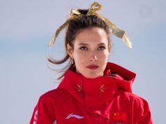 Eileen Gu menceritakan momen kehilangan keluarga yang memilukan setelah memenangkan emas | Lainnya | Olahraga