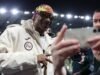 Snoop Dogg memicu adegan liar di Swansea saat pemanasan berhenti untuk salah satu pemiliknya | Sepak Bola | Olahraga