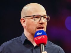 Mark Webster mengundurkan diri dari liputan dart karena kondisi medis | Lainnya | Olahraga