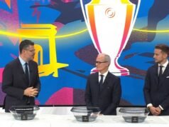 Tuan rumah undian Liga Champions mengeluarkan permintaan maaf karena siaran menjadi canggung | Sepak Bola | Olahraga