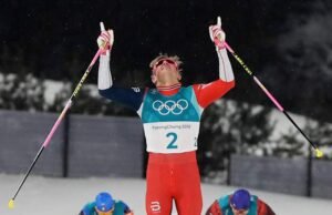 Bintang ski lintas alam Norwegia, Klaebo, menyamai rekor Olimpiade dengan memenangkan medali emas kedelapan dalam karirnya