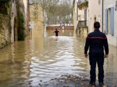 Banjir yang meluas: Perjuangan melawan peristiwa iklim ekstrem melibatkan “pilihan kolektif yang harus diambil”