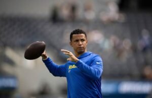 Rams mempromosikan Nate Scheelhaase menjadi koordinator ofensif, kata sumber AP