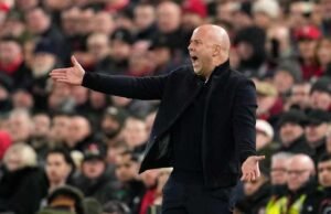 Arne Slot telah menurunkan pandangannya untuk Liverpool musim ini