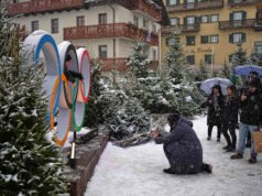 Cortina bersemangat untuk Olimpiade Musim Dingin. Co-host Milan tidak begitu banyak