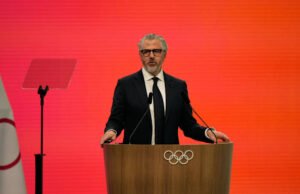 Pemimpin Olimpiade LA Wasserman akan menjual agen bakat setelah penemuan email Epstein