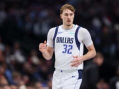 Rookie Mavericks Cooper Flagg absen karena keseleo bagian tengah kaki kiri, keluar untuk Bintang Baru NBA