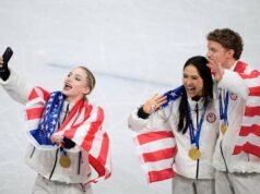 Di dalam grup teks rahasia peraih medali emas Olimpiade skating AS yang dikenal sebagai ‘rantai OGM’