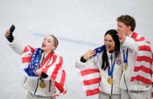 Di dalam grup teks rahasia peraih medali emas Olimpiade skating AS yang dikenal sebagai ‘rantai OGM’
