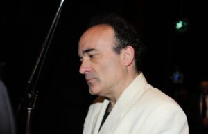 “Ketika saya membaca percakapannya dengan Epstein, saya tidak terkejut”, mengapa Amelia Feuer mengajukan pengaduan terhadap kondektur Frédéric Chaslin