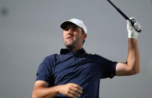 Sepasang chip yang gagal membuat Scottie Scheffler terancam gagal lolos di Phoenix Open