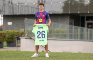 Resmi: Barcelona mengonfirmasi bintang bertahan tersebut absen selama 10-12 minggu karena cedera pergelangan kaki