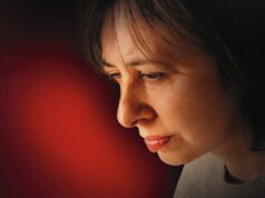 “The Laura Stern Affair” di France TV: “Laura merasakan secara langsung kekerasan yang dialami oleh para perempuan yang dianiaya ini”