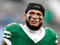 Jets setuju untuk menukar Jermaine Johnson ke Titans dengan T’Vondre Sweat, kata sumber AP