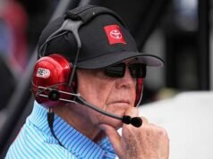 Joe Gibbs Racing menggugat mantan direktur Chris Gabehart, dengan tuduhan pencurian rahasia dagang yang ‘kurang ajar’