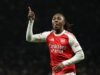 Eze kembali menyakiti Tottenham untuk menyalakan kembali harapan gelar Arsenal dan Liverpool meraih kemenangan di menit-menit akhir