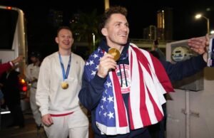 Tkachuk kembali ke Panthers saat pesta medali emas menunggu melawan Maple Leafs