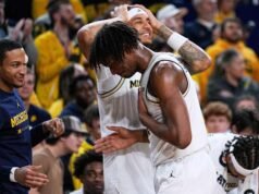 Bola basket Michigan peringkat ketiga mengincar kejuaraan Sepuluh Besar vs. Illinois di Champagne
