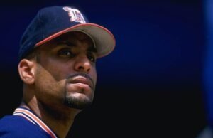 Ketua serikat pemain, Detroit Tiger lama, mengundurkan diri karena hubungannya dengan saudara iparnya, menurut laporan