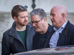 Britania Raya: setelah terungkapnya perselingkuhan Epstein, kepala staf Perdana Menteri Keir Starmer mengundurkan diri