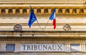 Pembunuhan Samuel Paty: dua hakim ditantang dari persidangan karena kurangnya ketidakberpihakan