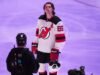 Pahlawan Olimpiade Jack Hughes terus menunggu kehidupan kembali normal. Hal ini tidak terjadi di Pittsburgh