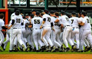 Walk-off: Richmond Powers Comeback, Boyle Memenangkannya – Purdue Boilermakers